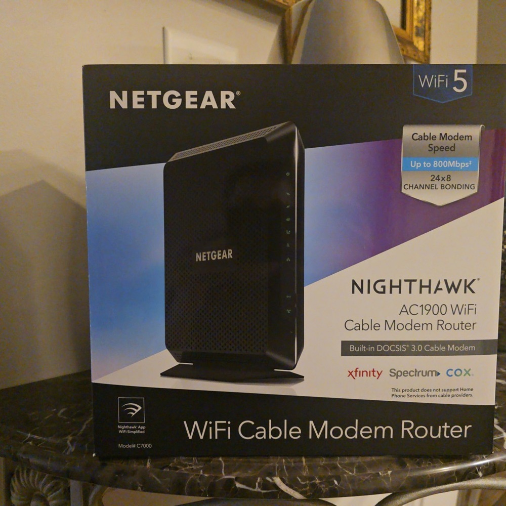 New NETGEAR NIGHTHAWK C7000 DOCSIS 3.0 Modem Router Price is firm! 🙏